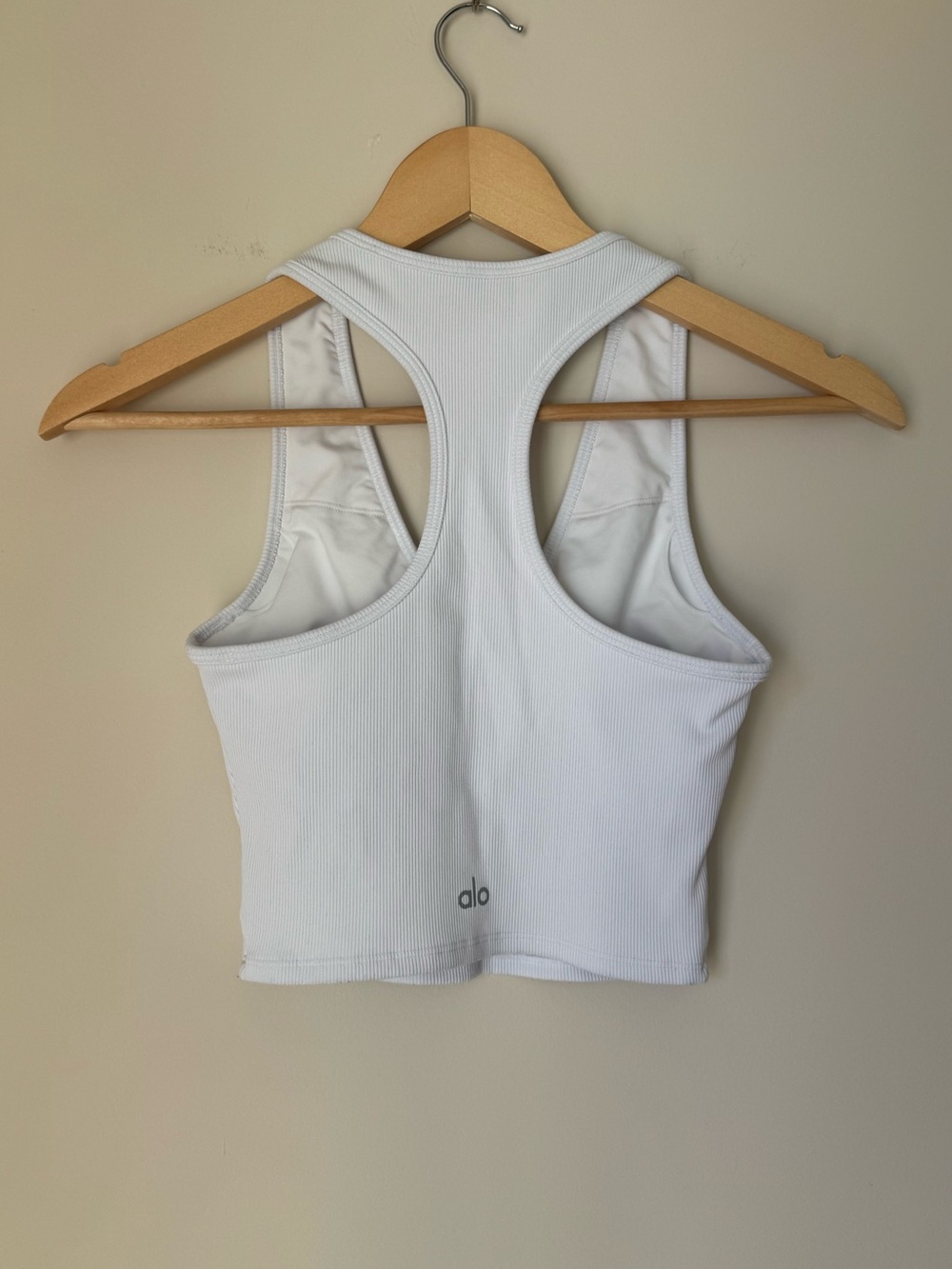 ALO Yoga Goddess Ribbed Cropped Racerback Tank - Picture 4 of 8